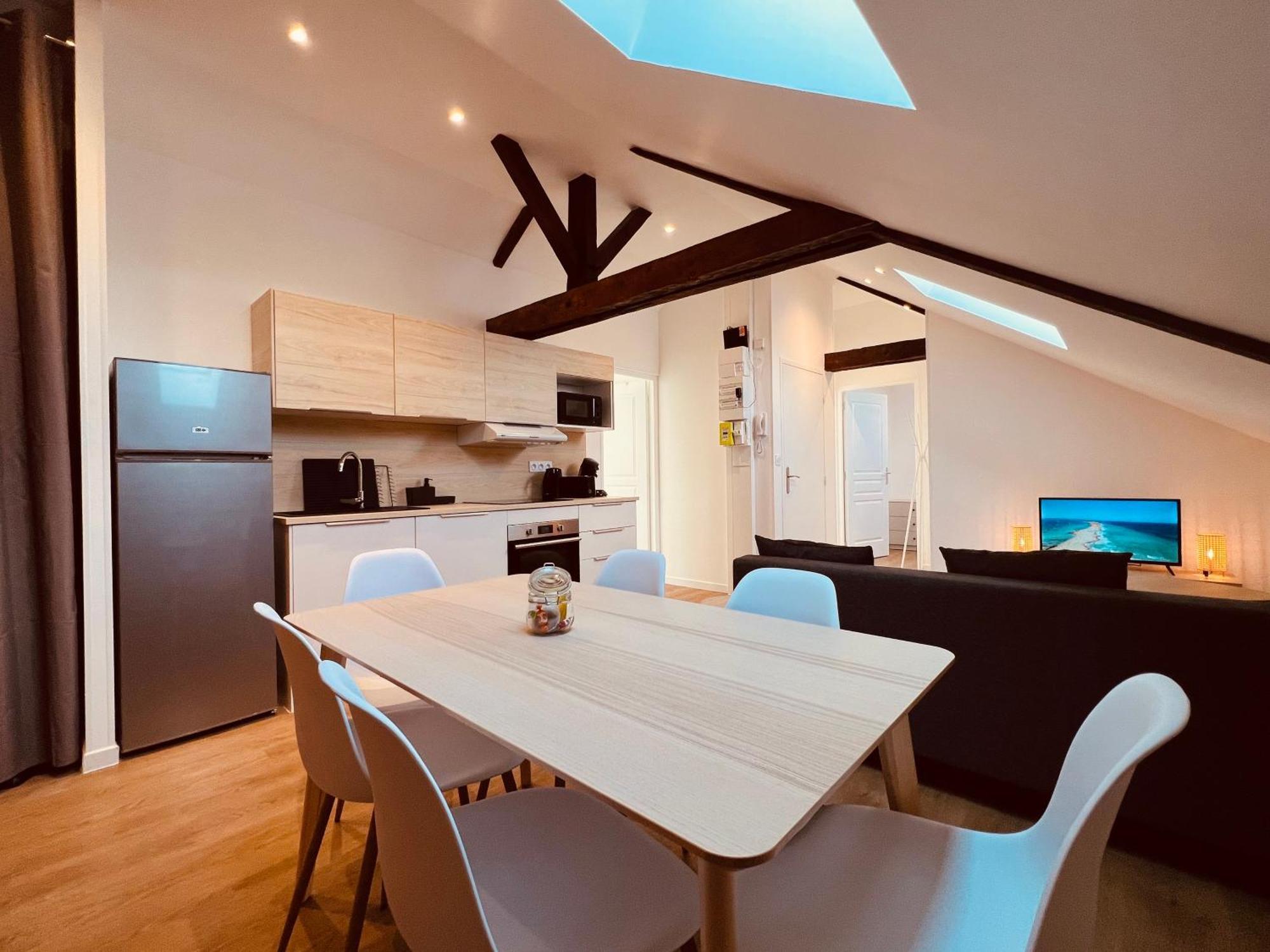 L'Ibiza - Home Homy Montluçon Dış mekan fotoğraf